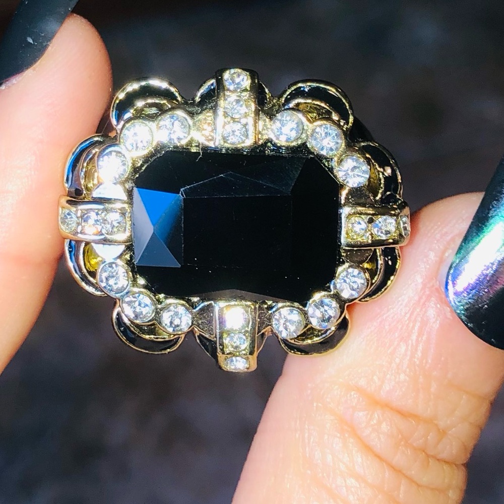GOTH MEETS LUX UNISEX RING NEW🔥